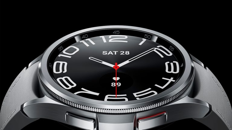 Bild einer Galaxy Watch6 Classic in Silber.