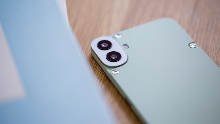CMF Phone 1 im Praxistest, Das soll 199 Euro kosten Detailansicht der Rückkamera in einem CMF Phone 1.