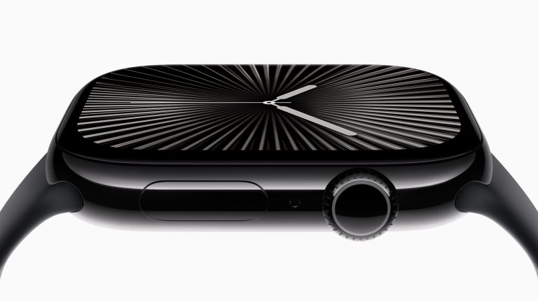 Apple Watch Series 10, Apple Watch Ultra 2 Nahaufnahme des Displays der Apple Watch Series 10.