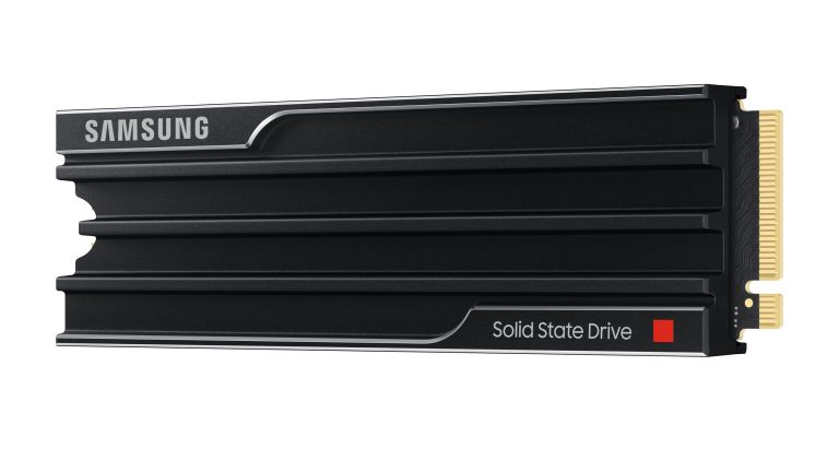 Samsung 9100 Pro, Beliebte SSD wird noch schneller Freisteller der Heatsink-Version einer Samsung 9100 Pro.