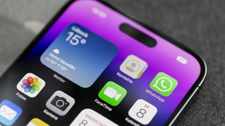 Wechsel von iPhone zu Android, So klappt es mit Android Switch Detailansicht von einem iPhone, auf dessen Display Apps wie FaceTime zu sehen sind.