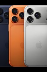 Das neue iPhone 17 Pro von links nach rechts in den Farben Tiefblau, Cosmic Orange und Silber. Abgebildet sind die Rückseiten der stehenden Geräte mit neuer Kameraufnahme.